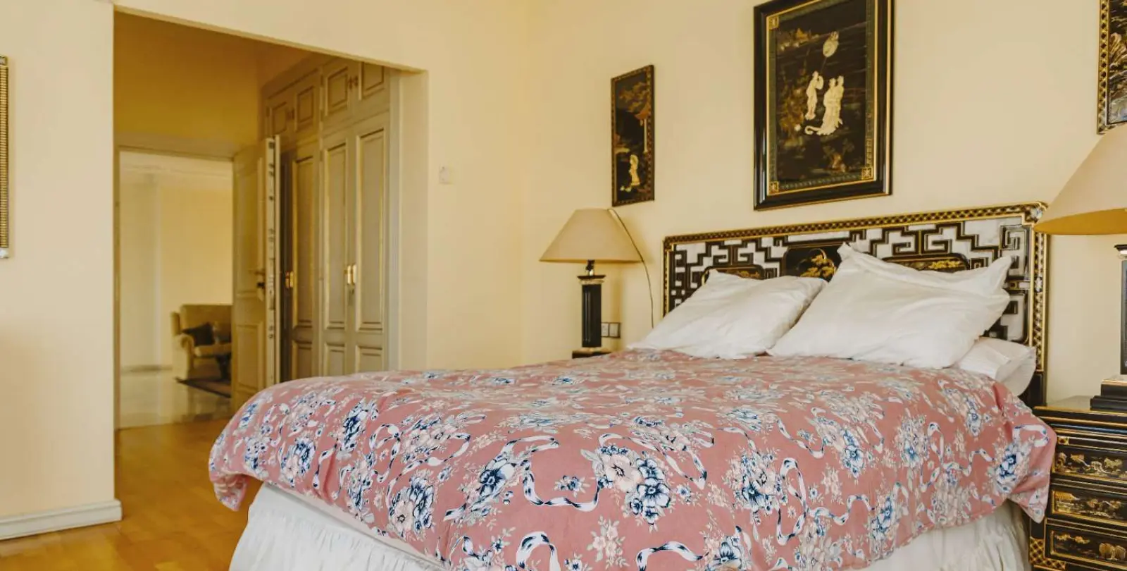 Sale of detached villa in Benalmadena 26