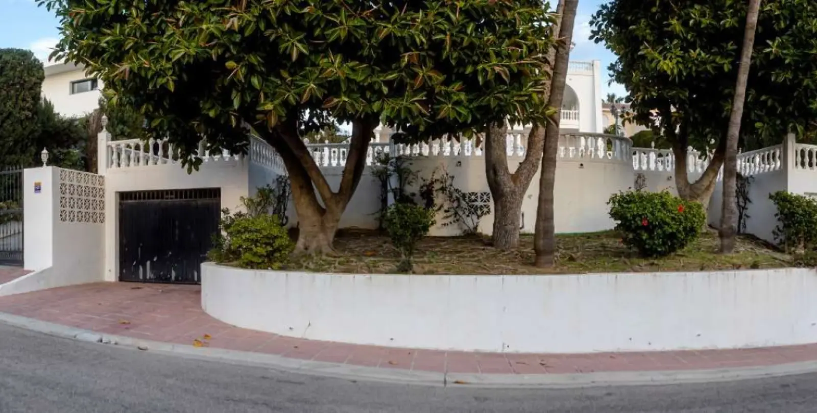 Sale of detached villa in Benalmadena 33