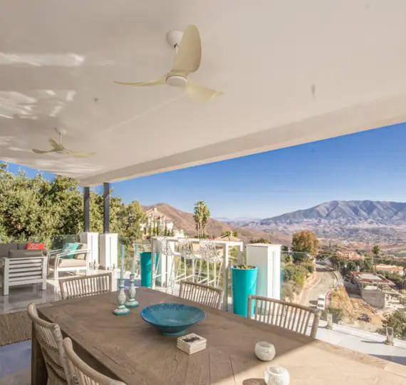 Villa independiente R5143909