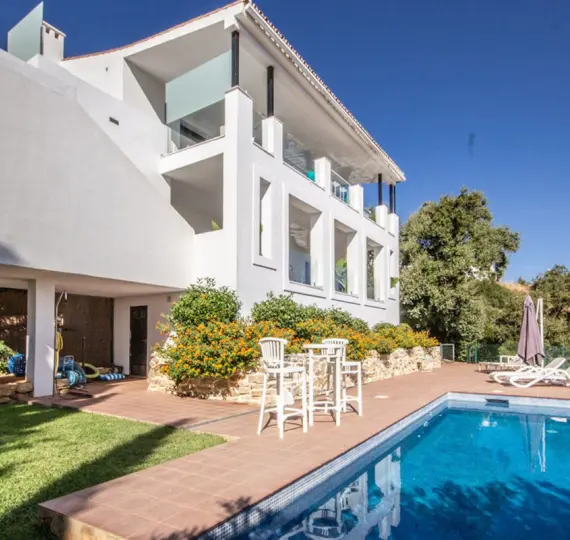 Villa independiente R5143909