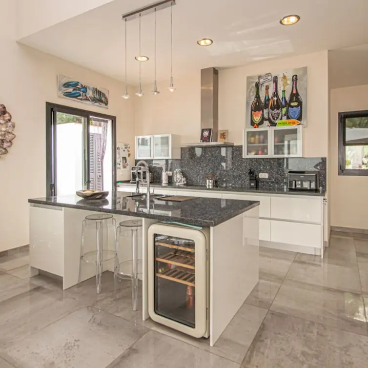 Sale of detached villa in La Mairena