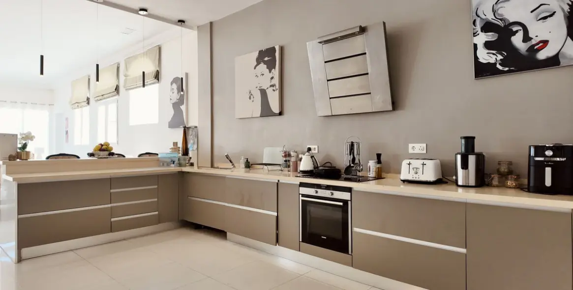 Sale of detached villa in Nueva Andalucía 12