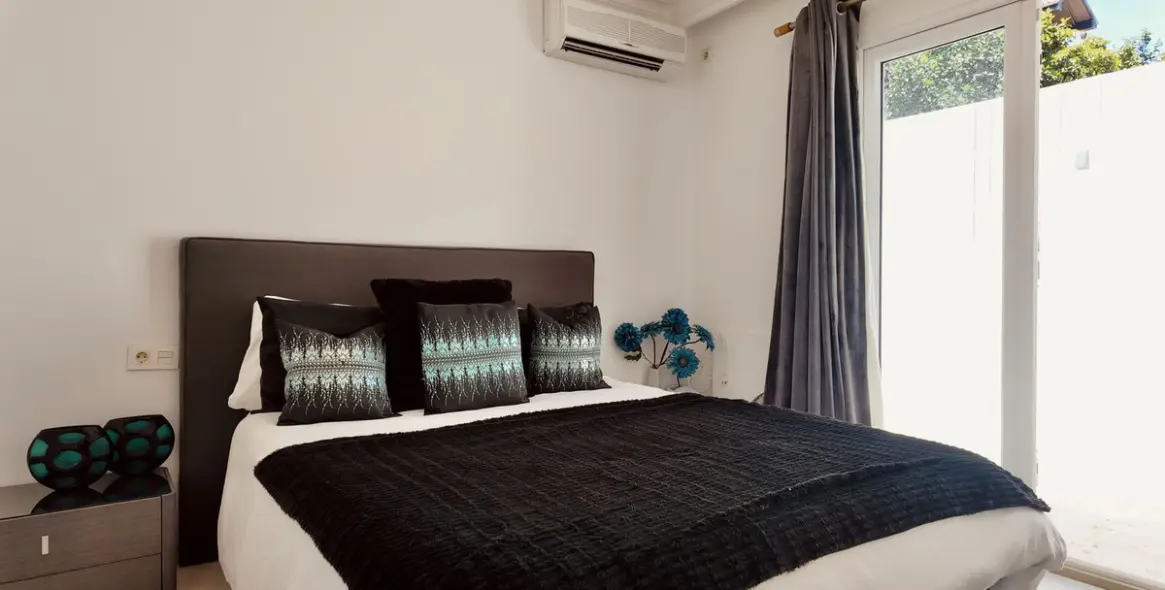 Sale of detached villa in Nueva Andalucía 31