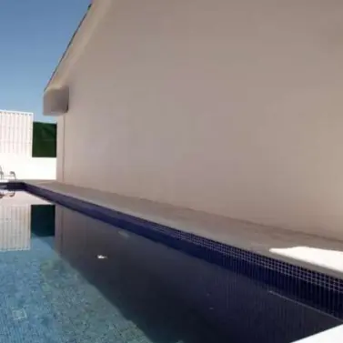 Venta de villa independiente en Nueva Andalucía
