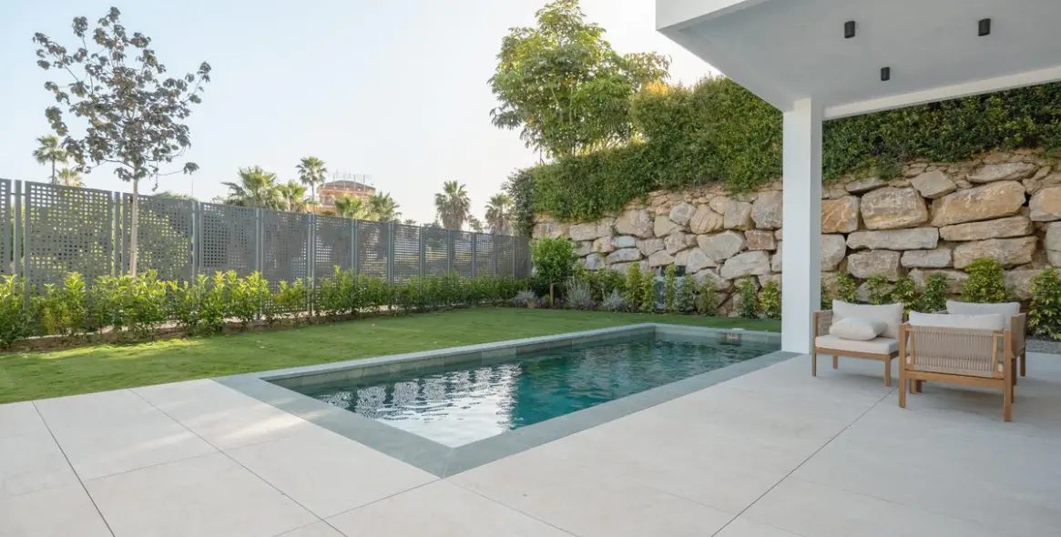 Venta de villa independiente en Estepona 4