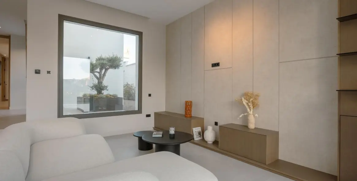 Venta de villa independiente en Estepona 12