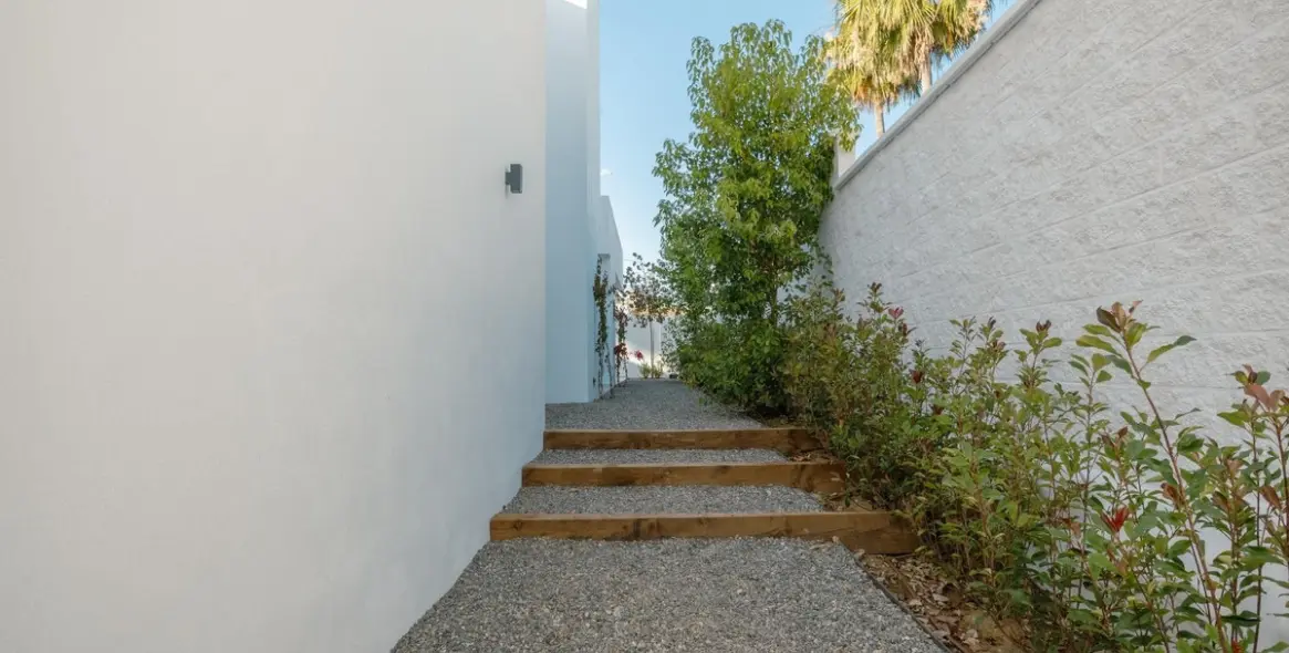 Venta de villa independiente en Estepona 13