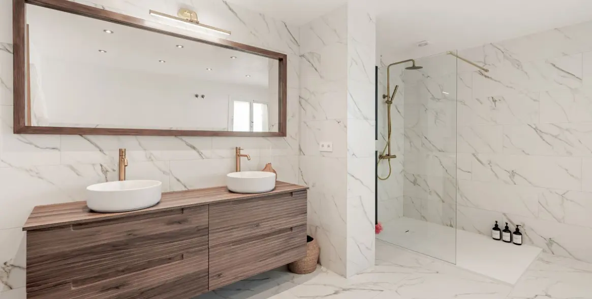 Venta de villa independiente en El Paraiso 30