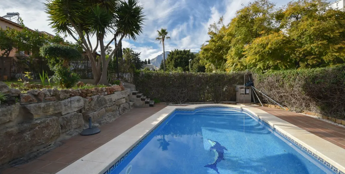 Продажа дома на две семьи в Marbella 15