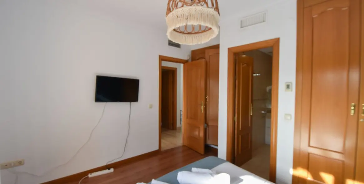 Sale of semi-detached house in Marbella 34