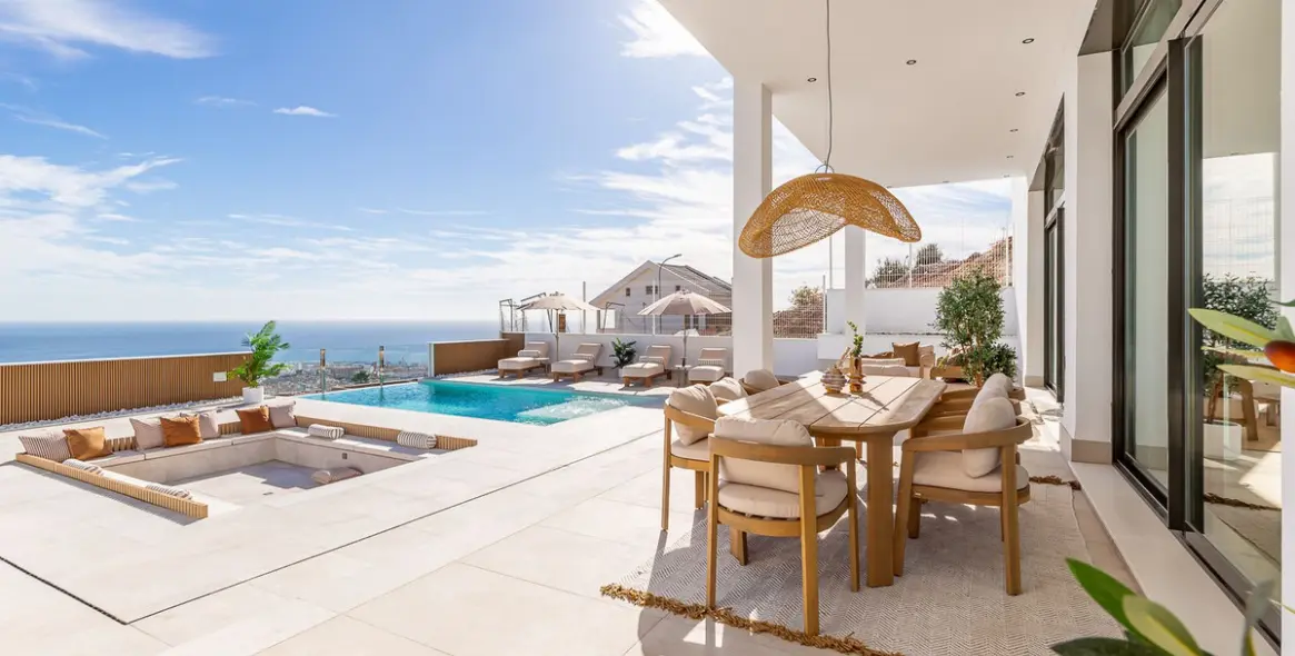 Sale of detached villa in Benalmadena 10