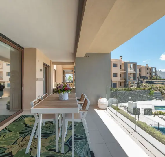 Sale of penthouse in Benahavís