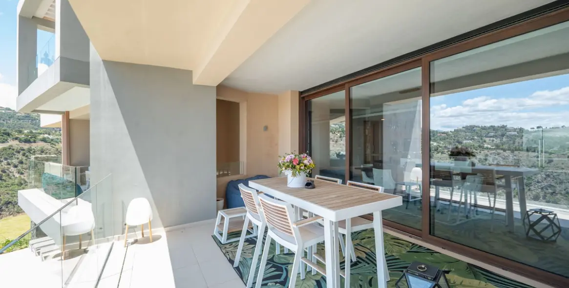 Sale of penthouse in Benahavís 12