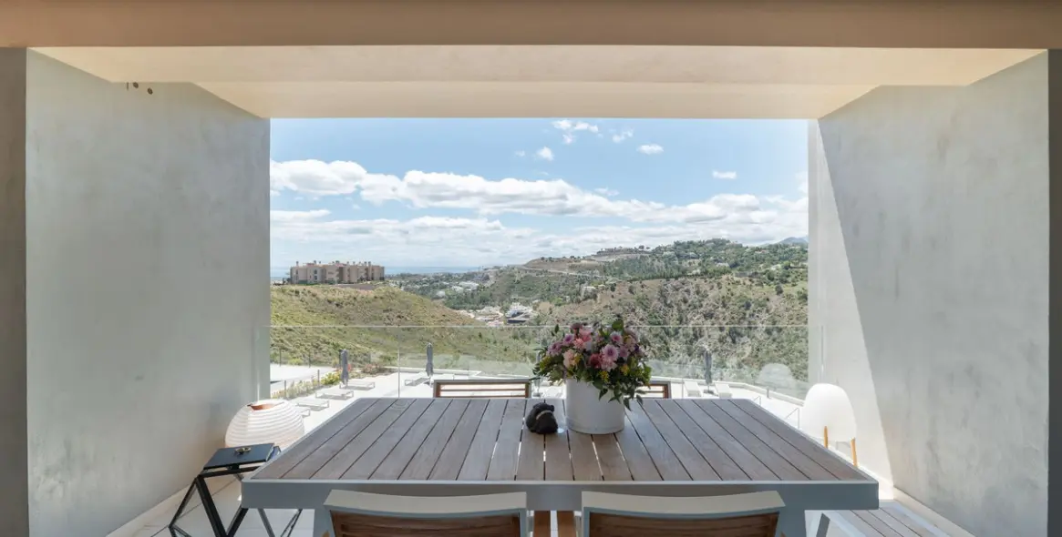 Sale of penthouse in Benahavís 14