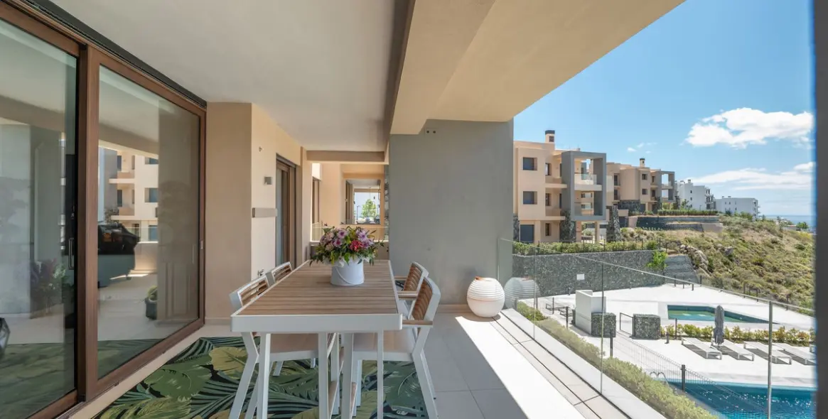 Sale of penthouse in La Quinta 4