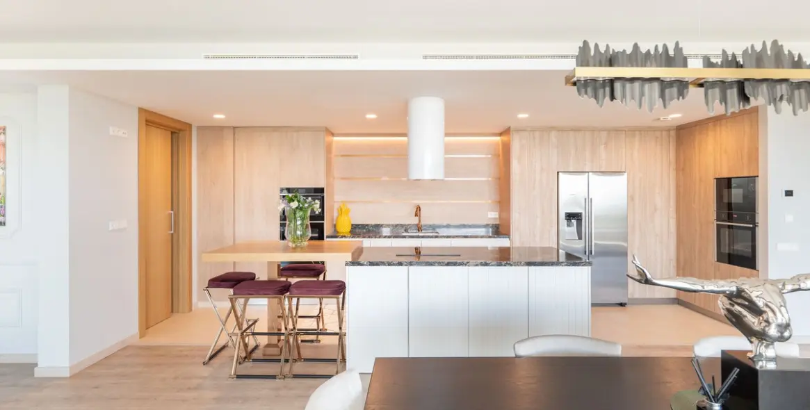 Sale of penthouse in La Quinta 11