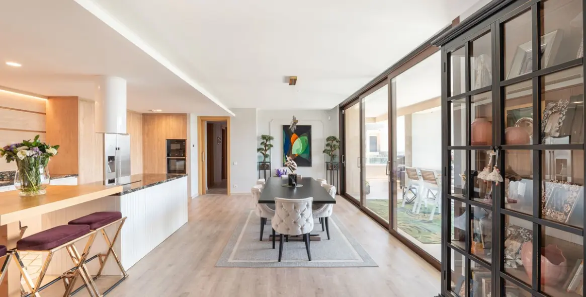 Sale of penthouse in La Quinta 17