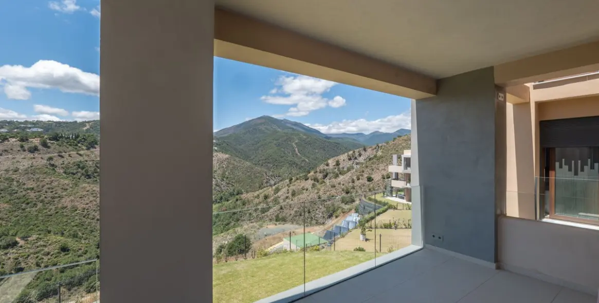 Sale of penthouse in La Quinta 26