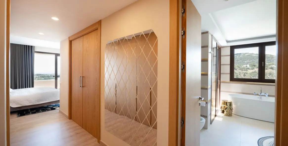 Sale of penthouse in La Quinta 30