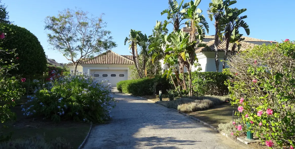 Продажа  отдельно стоящей виллы в Sotogrande Alto 6