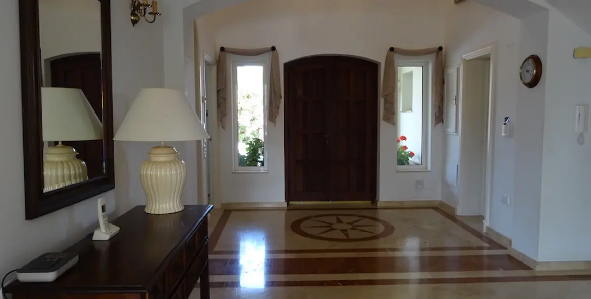 Sale of detached villa in Sotogrande Alto 8