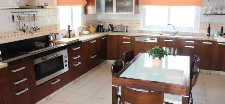 Venta de villa independiente en Artola 2