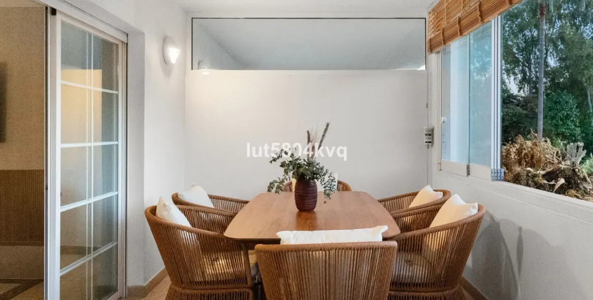 Sale of ground floor apartment in The Golden Mile 10