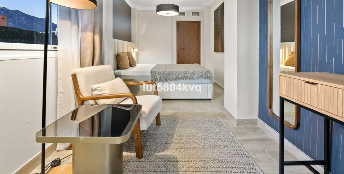 Sale of ground floor apartment in The Golden Mile 15