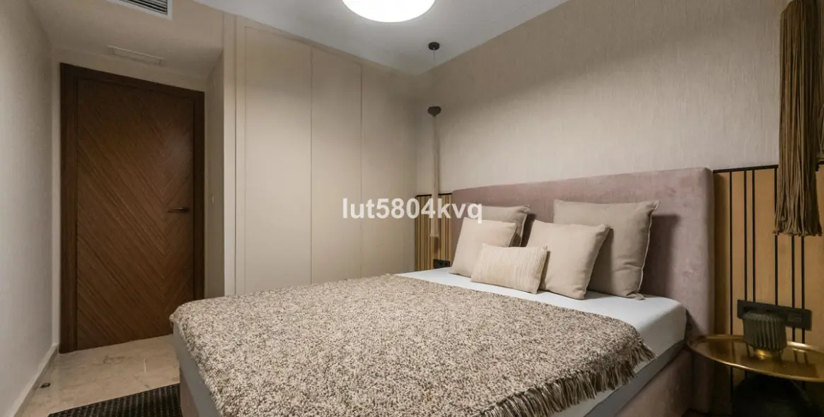 Sale of ground floor apartment in The Golden Mile 19