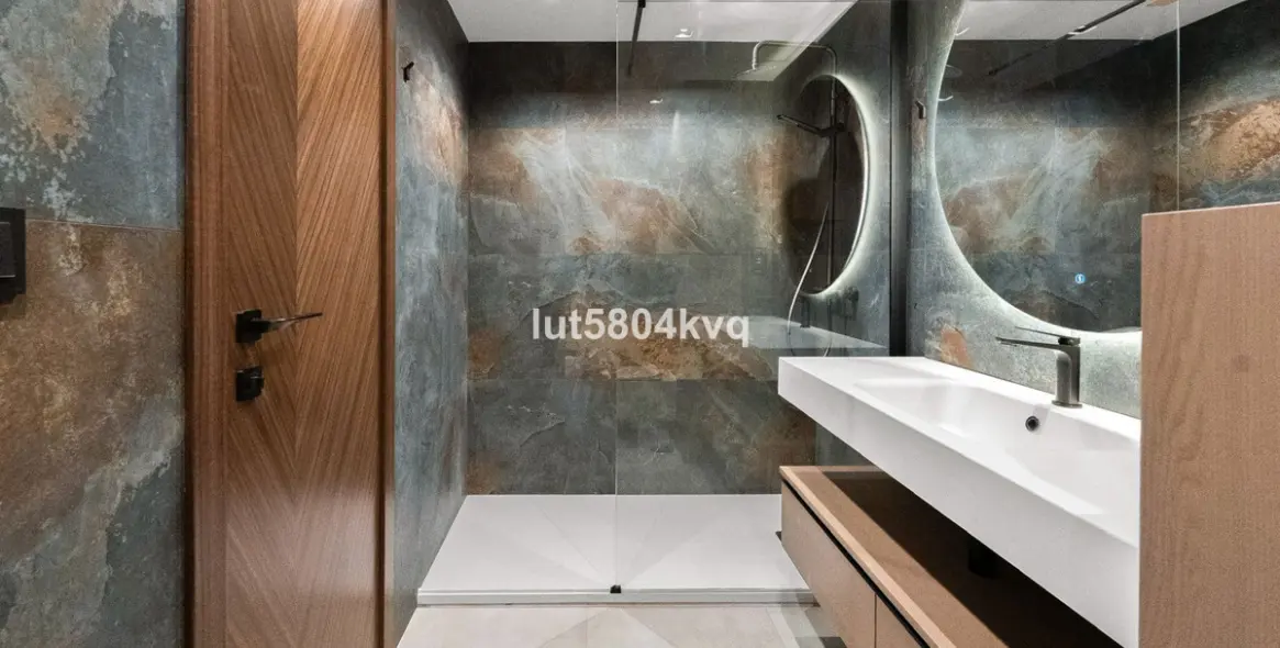 Sale of ground floor apartment in The Golden Mile 20