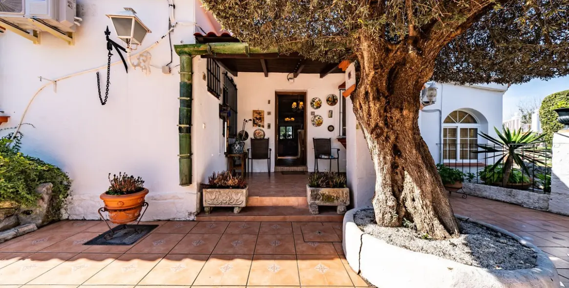 Продажа  отдельно стоящей виллы в Alhaurín de la Torre 14