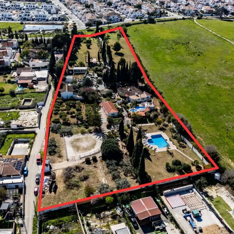 Sale of detached villa in Alhaurín de la Torre