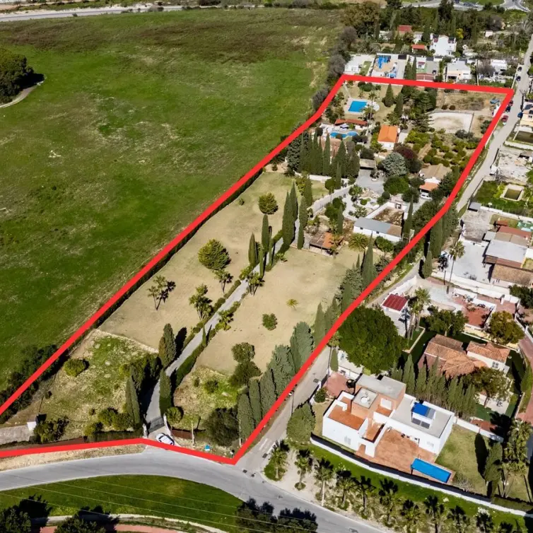 Sale of detached villa in Alhaurín de la Torre