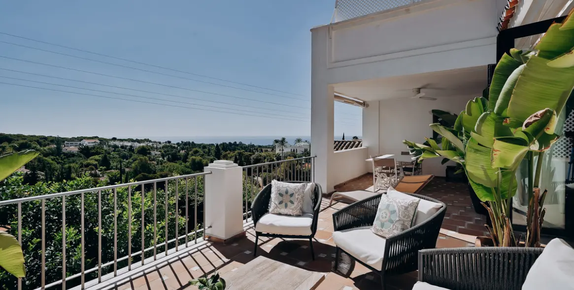Sale of townhouse in Marbella (district The Golden Mile) 1