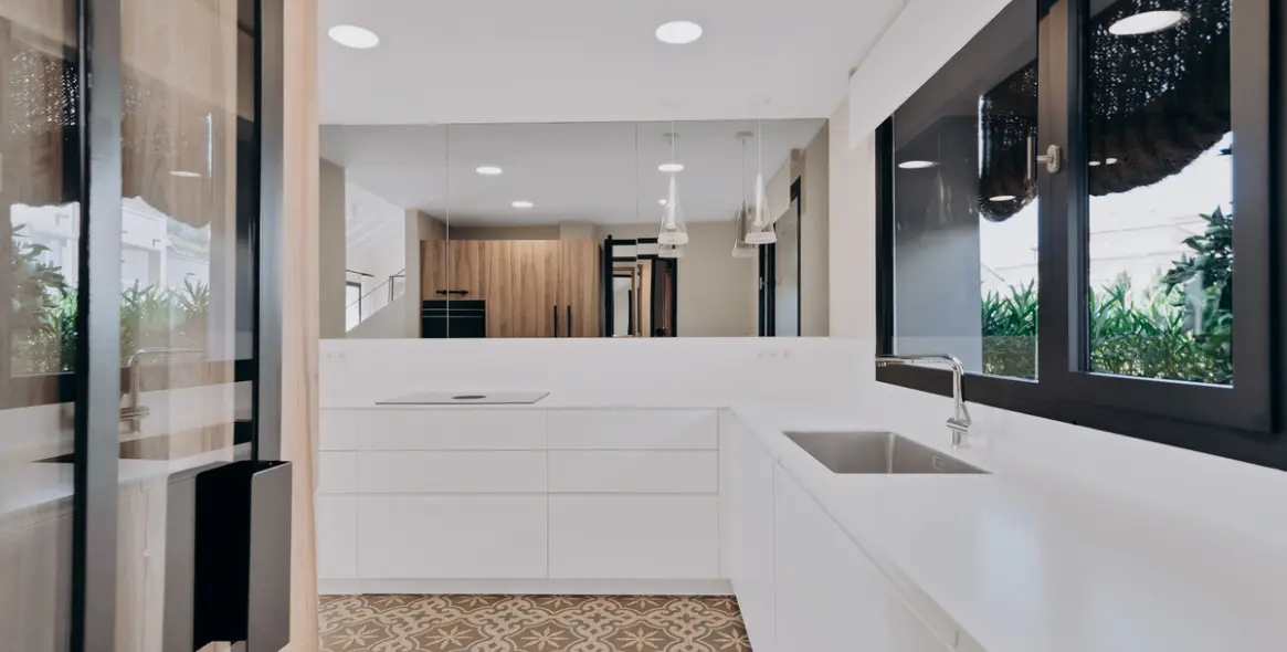 Sale of townhouse in The Golden Mile 20