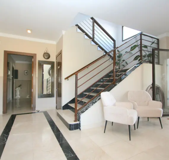 Sale of detached villa in Sierrezuela