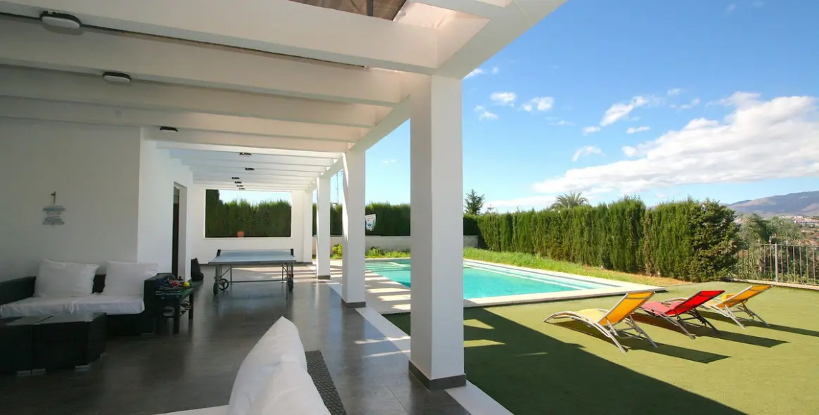 Sale of detached villa in Sierrezuela 8