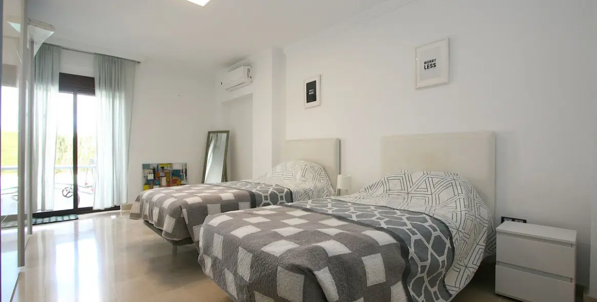 Sale of detached villa in Sierrezuela 10