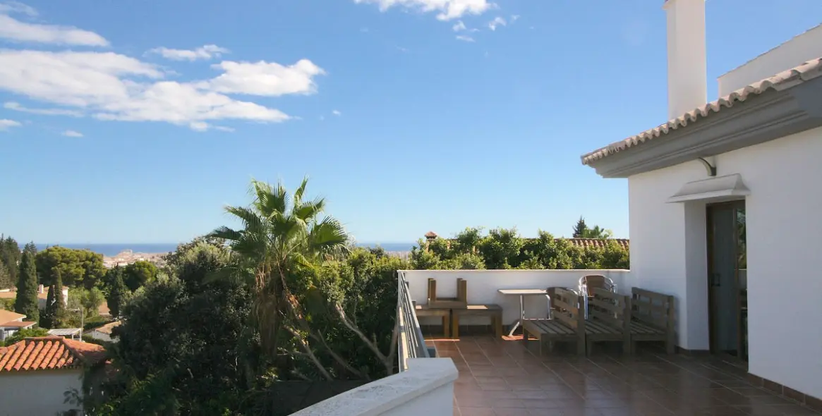 Venta de villa independiente en Sierrezuela 23