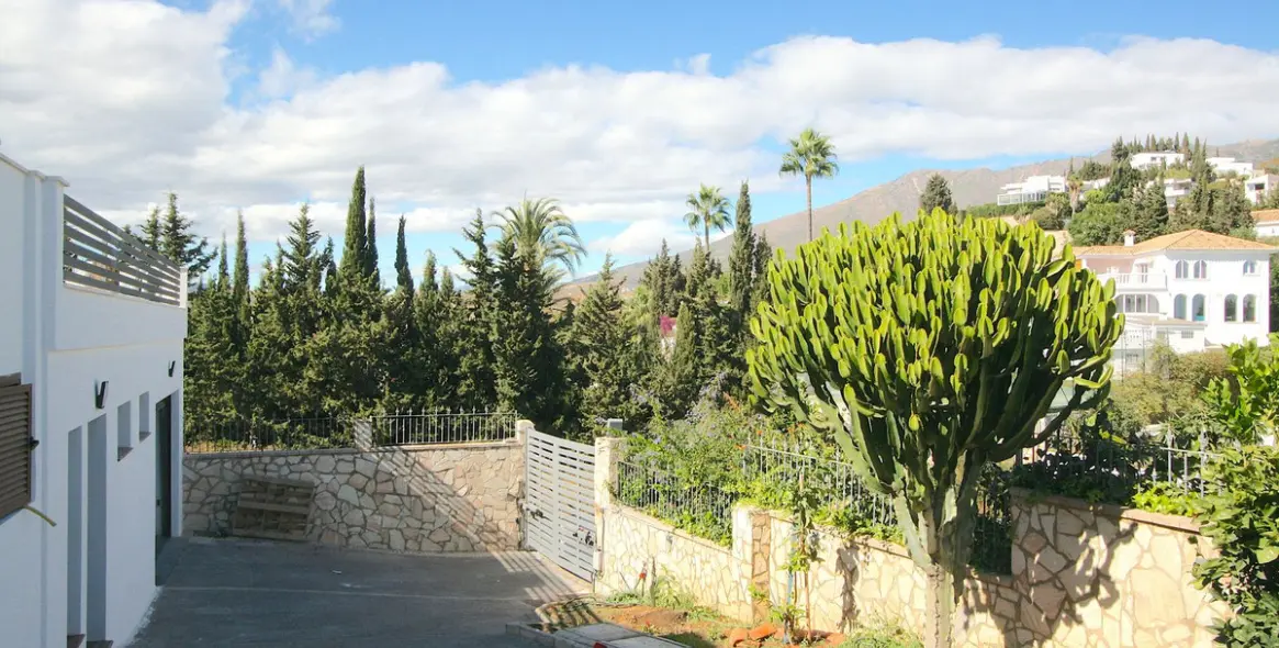 Venta de villa independiente en Sierrezuela 31