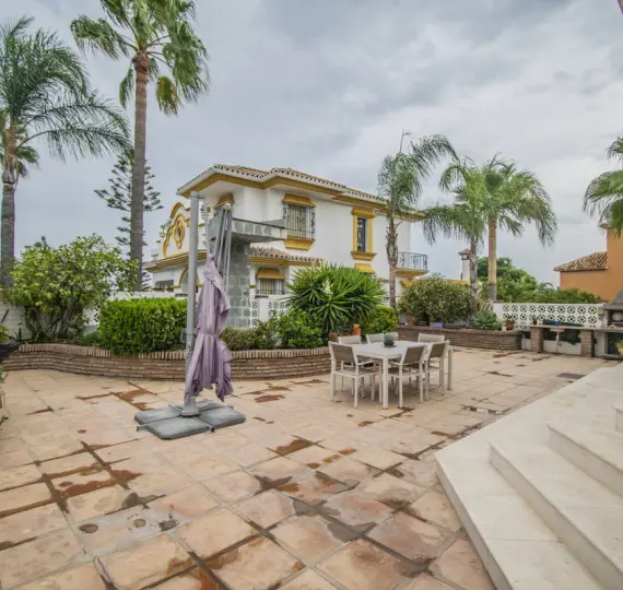 Venta de villa independiente en San Pedro de Alcántara