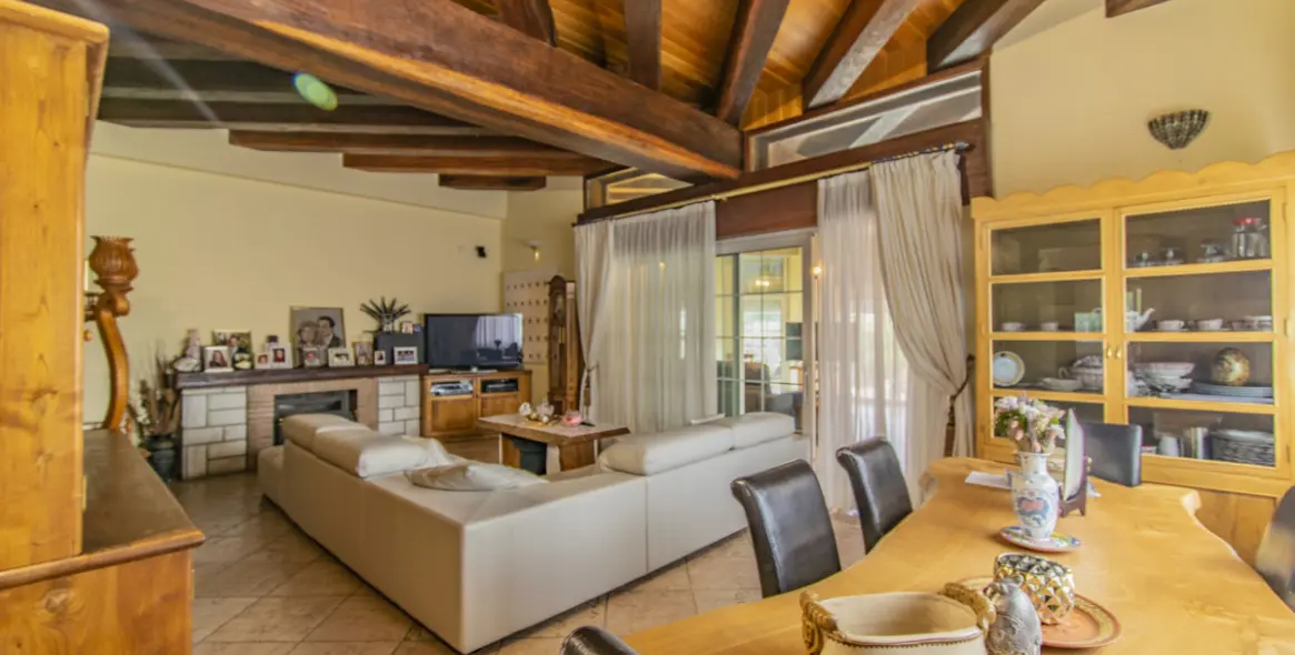 Продажа  отдельно стоящей виллы в San Pedro de Alcántara 3