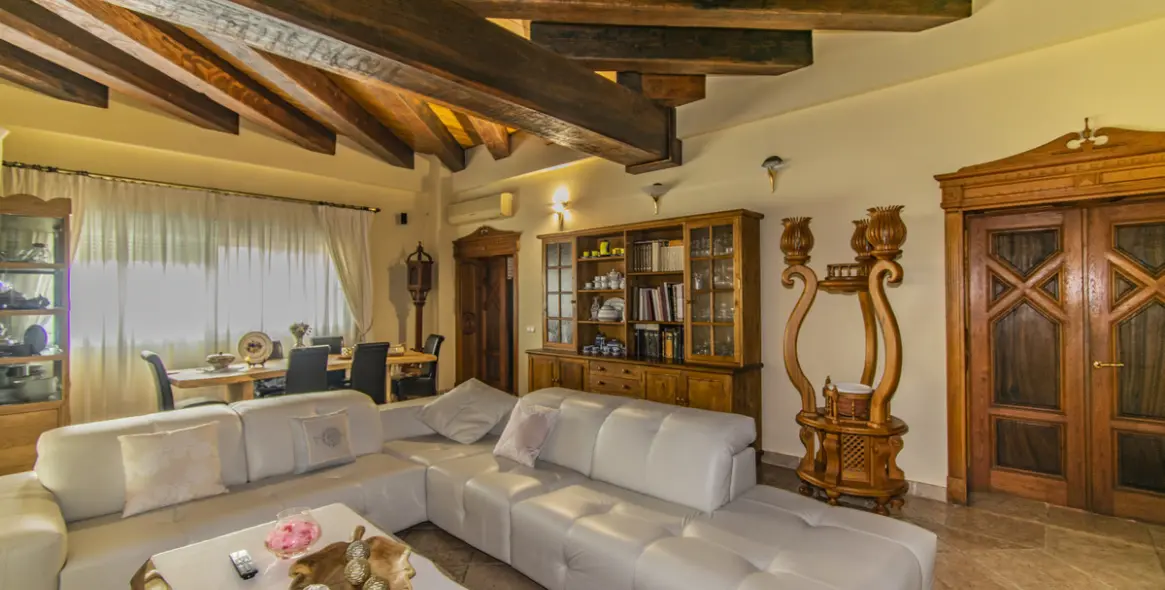 Продажа  отдельно стоящей виллы в San Pedro de Alcántara 5