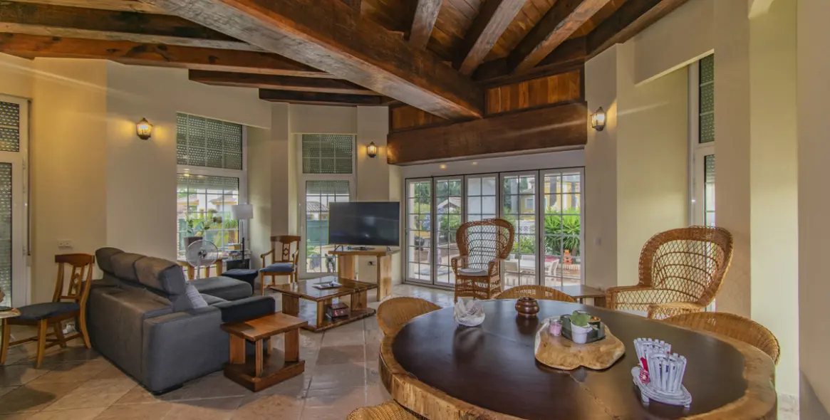 Продажа  отдельно стоящей виллы в San Pedro de Alcántara 14