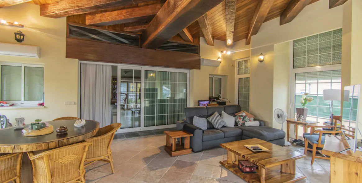 Продажа  отдельно стоящей виллы в San Pedro de Alcántara 19