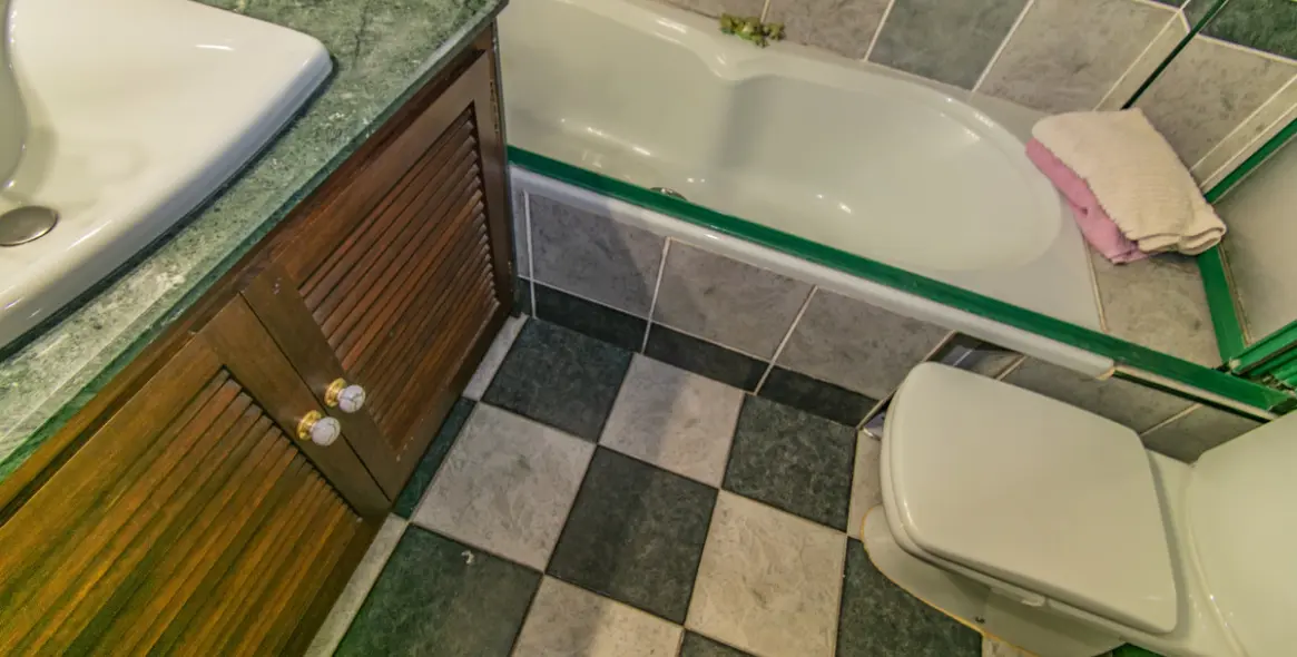 Sale of detached villa in San Pedro de Alcántara 23