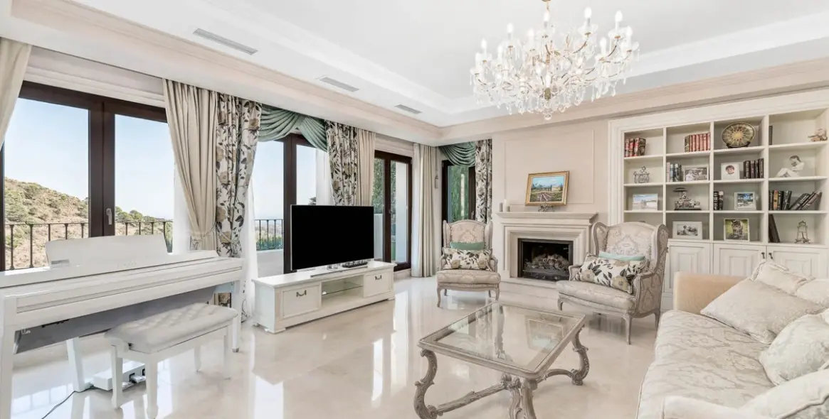 Продажа  отдельно стоящей виллы в Benahavís (район Benahavís) 8