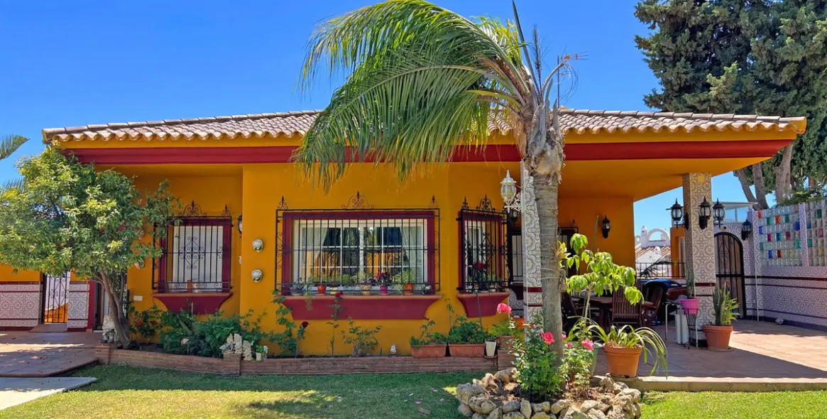 Продажа  отдельно стоящей виллы в Reserva de Marbella 2