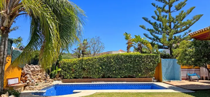 Продажа  отдельно стоящей виллы в Reserva de Marbella 3