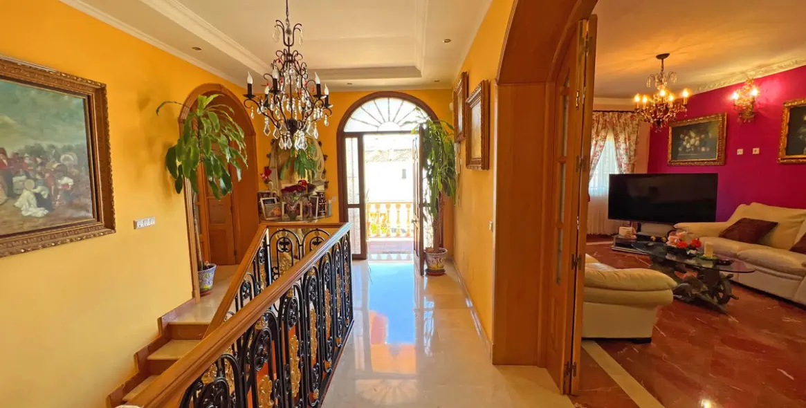 Продажа  отдельно стоящей виллы в Reserva de Marbella 8